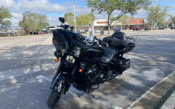 2020 Harley-Davidson® Ultra Limited FLHTK