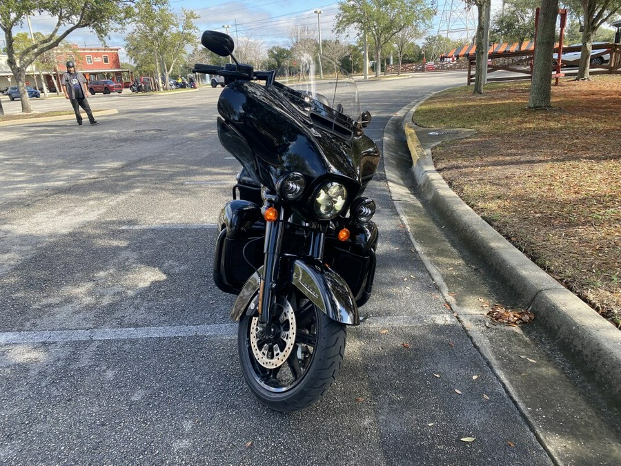 2020 Harley-Davidson® Ultra Limited FLHTK