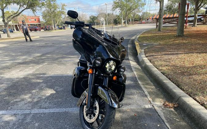 2020 Harley-Davidson® Ultra Limited FLHTK