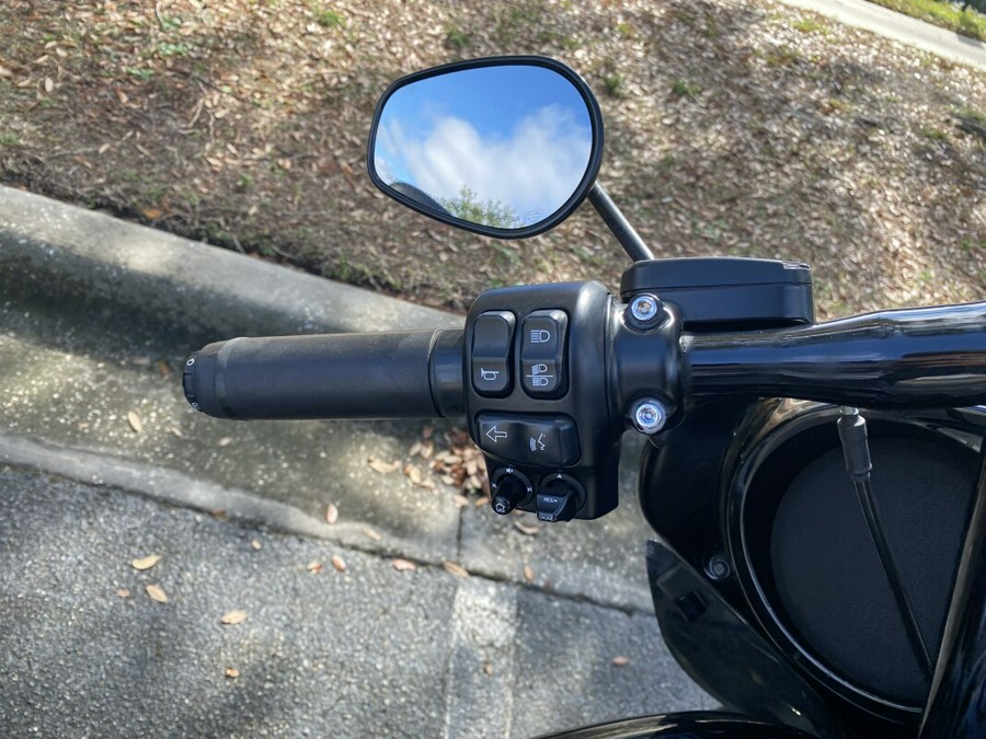 2020 Harley-Davidson® Ultra Limited FLHTK