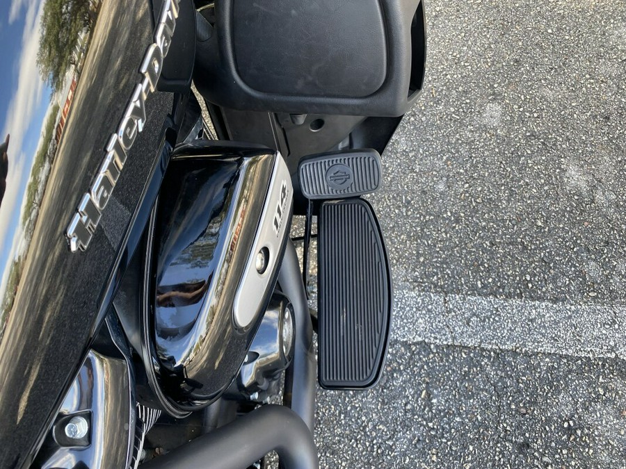 2020 Harley-Davidson® Ultra Limited FLHTK