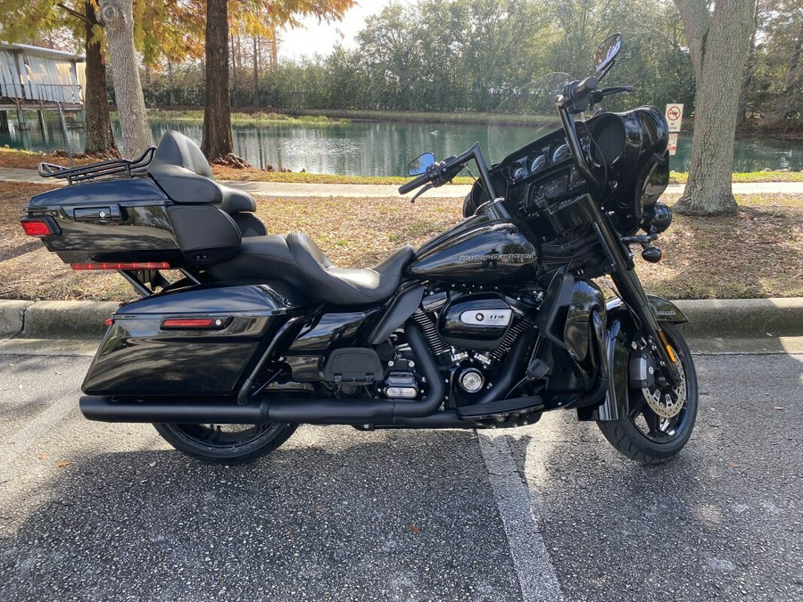 2020 Harley-Davidson® Ultra Limited FLHTK