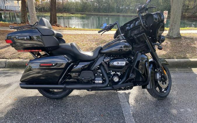 2020 Harley-Davidson® Ultra Limited FLHTK