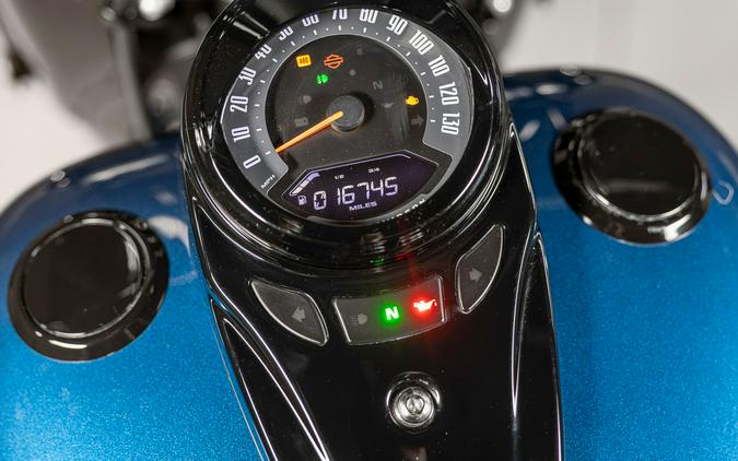 2018 Harley-Davidson Heritage Classic 114-115th Anniversary
