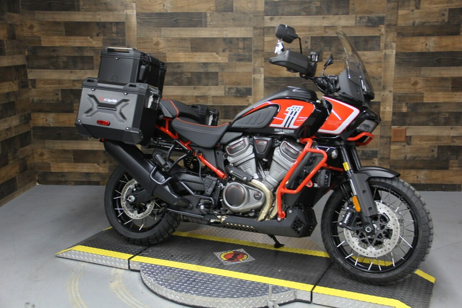 2024 Harley-Davidson CVO™ Pan America® Legendary Orange