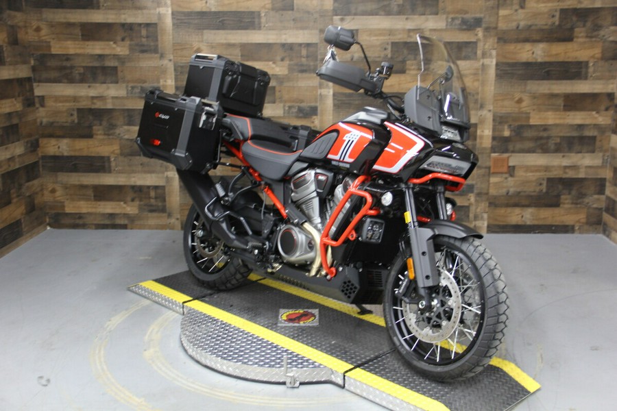 2024 Harley-Davidson CVO™ Pan America® Legendary Orange