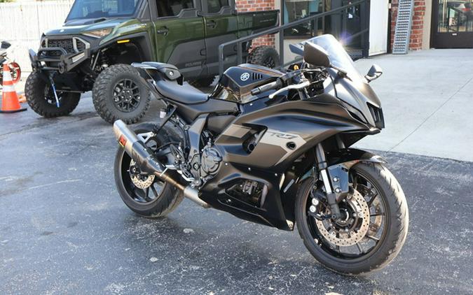 2025 Yamaha YZF R7