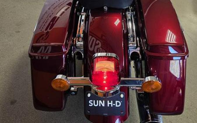 2014 Harley-Davidson® FLHR - Road King®