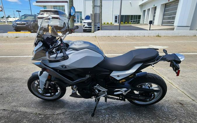 2023 BMW F 900 XR Light White