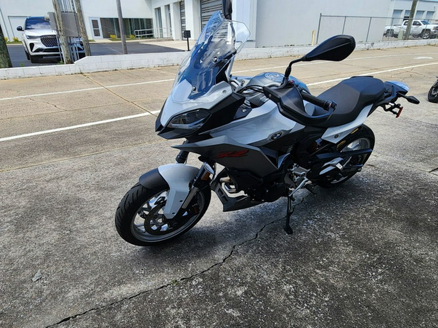 2023 BMW F 900 XR Light White