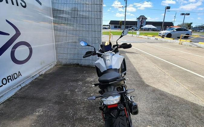 2023 BMW F 900 XR Light White