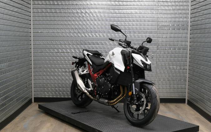 2025 HONDA CB750 HORNET