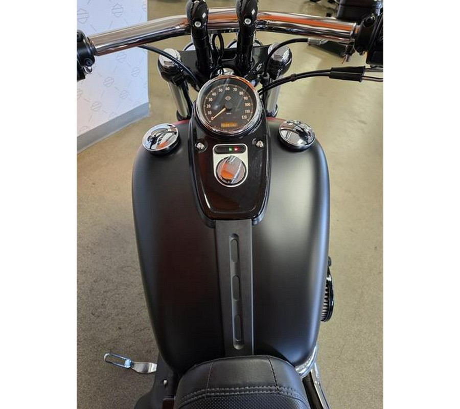 2017 Harley-Davidson® FXDF - Fat Bob®