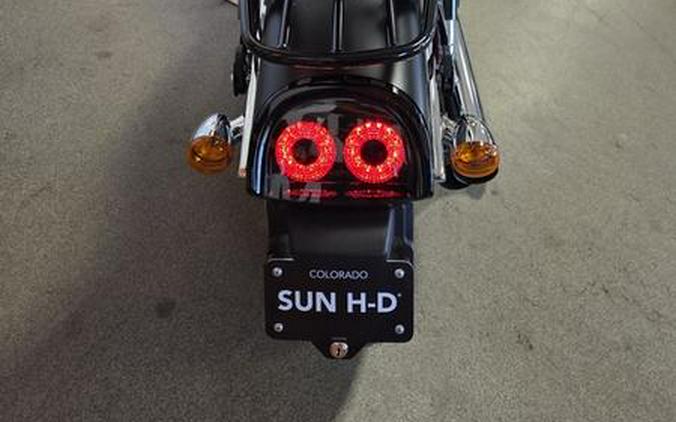 2017 Harley-Davidson® FXDF - Fat Bob®