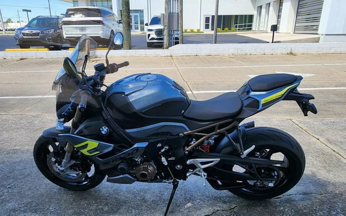 2023 BMW S 1000 R Black Storm Metallic