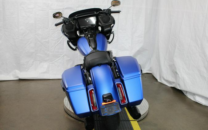 Harley-Davidson® Road Glide™ 2026 Aurora Blue Denim Black Trim