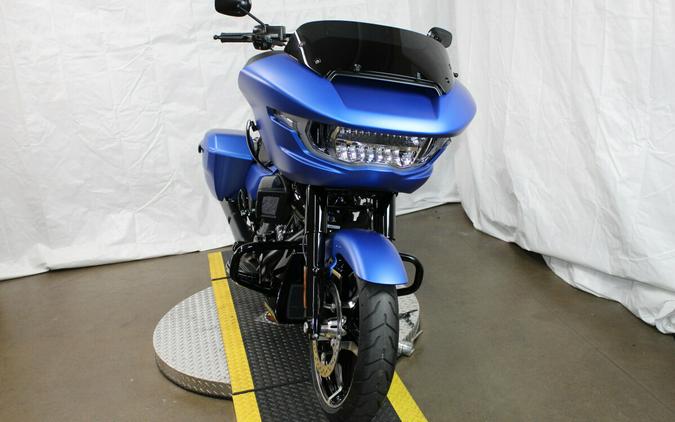 Harley-Davidson® Road Glide™ 2026 Aurora Blue Denim Black Trim