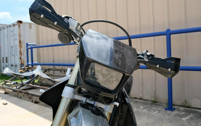 2022 SUZUKI DRZ 400SM