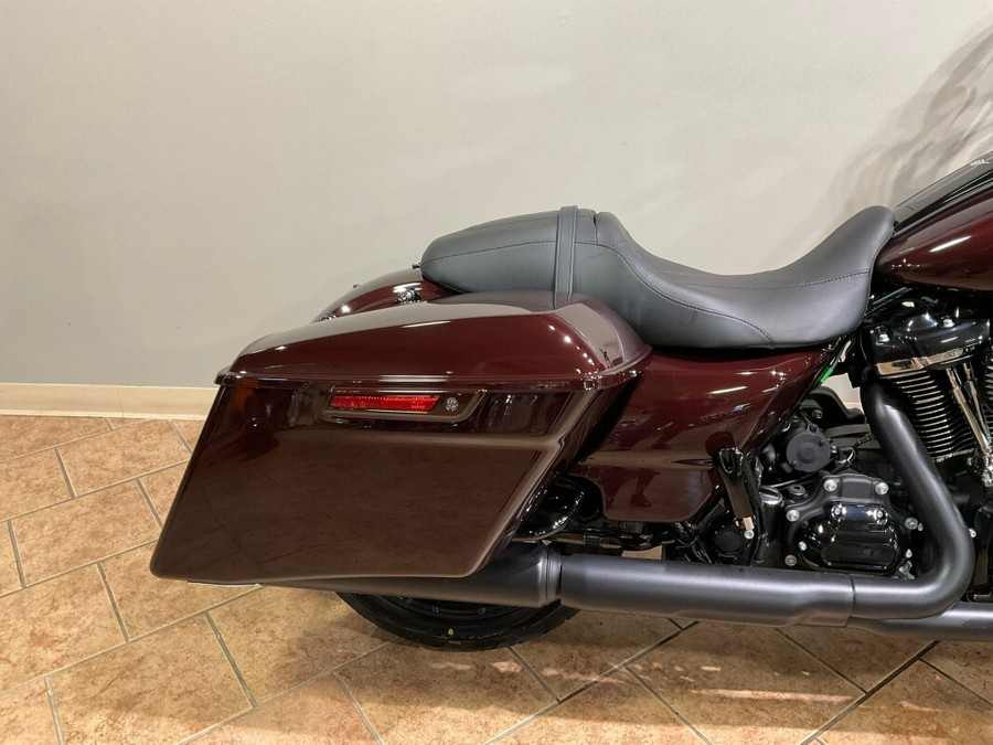 2022 Harley-Davidson Road King Special Midnight Crimson FLHRXS