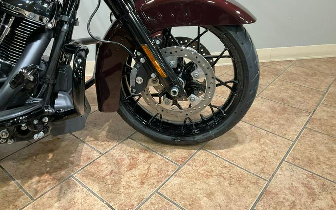 2022 Harley-Davidson Road King Special Midnight Crimson FLHRXS