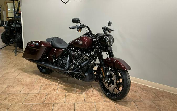 2022 Harley-Davidson Road King Special Midnight Crimson FLHRXS