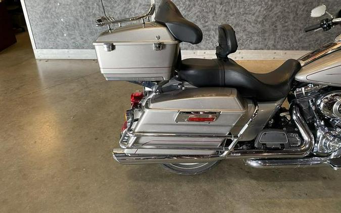 2009 Harley-Davidson® FLHTC - Electra Glide® Classic