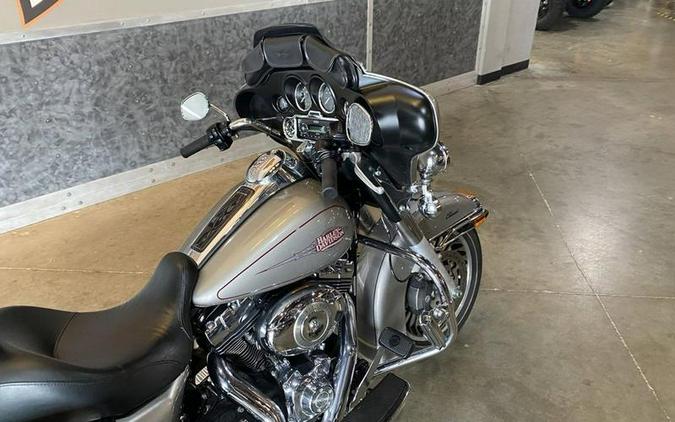 2009 Harley-Davidson® FLHTC - Electra Glide® Classic