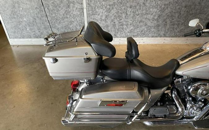 2009 Harley-Davidson® FLHTC - Electra Glide® Classic