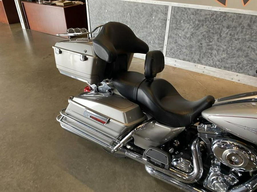 2009 Harley-Davidson® FLHTC - Electra Glide® Classic