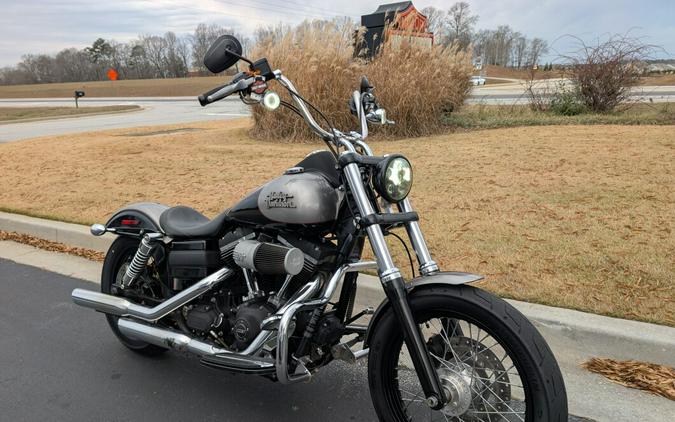 2016 Harley-Davidson® Street Bob® Two-Tone Billet Silver/Vivid Black