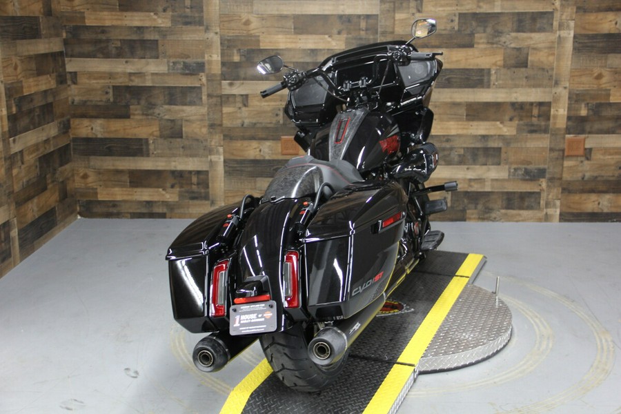 2024 Harley-Davidson CVO™ Road Glide® ST Raven Metallic