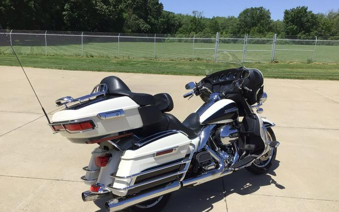 2014 FLHTCU Electra Glide® Ultra Classic®