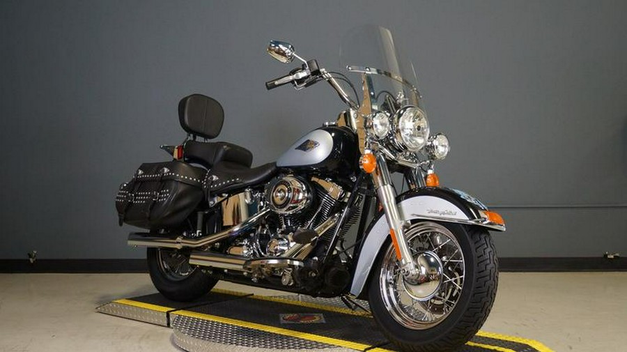 2013 Harley-Davidson® FLSTC - Heritage Softail® Classic