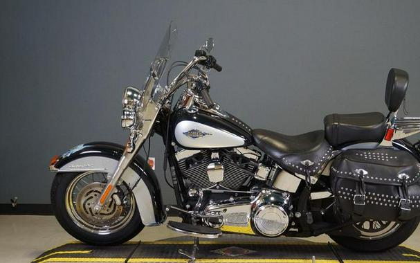 2013 Harley-Davidson® FLSTC - Heritage Softail® Classic