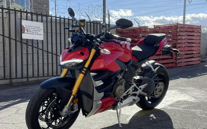 2022 Ducati Streetfighter V4 S