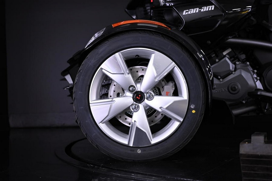 2023 Can-Am® Spyder F3 Limited Platine Wheels