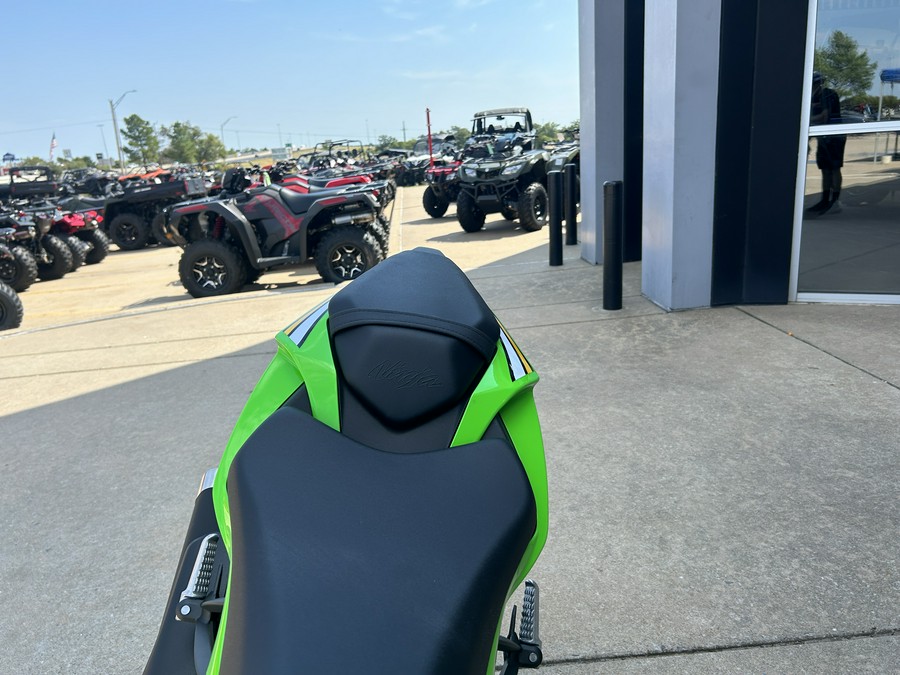 2025 Kawasaki Ninja® ZX™-6R KRT Edition