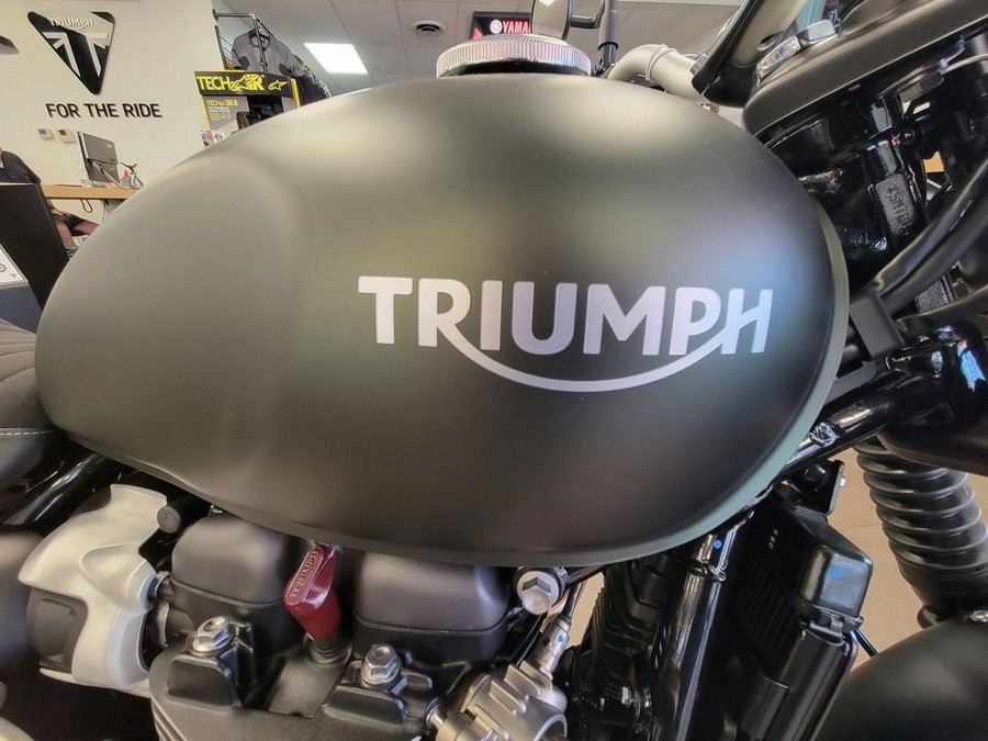 2023 Triumph Scrambler 900 Matte Khaki Green