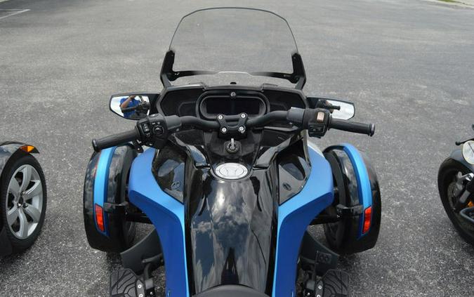 2018 Can-Am® Spyder® F3-T