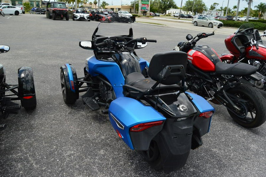 2018 Can-Am® Spyder® F3-T