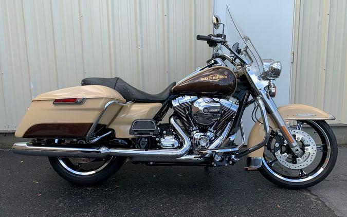 2014 Harley-Davidson® FLHR - Road King®