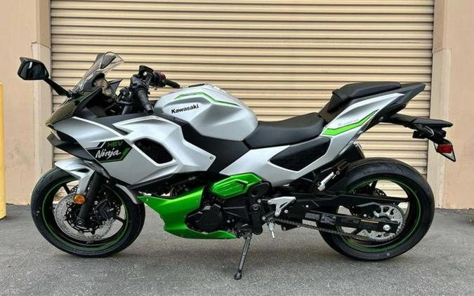 2024 Kawasaki Ninja® 7 Hybrid ABS