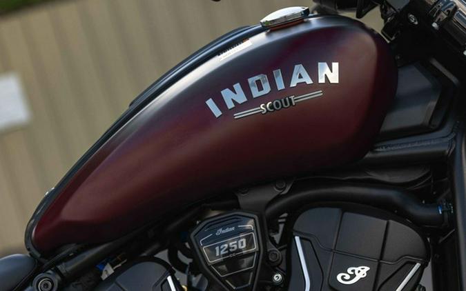 2026 Indian Scout Bobber Limited +Tech Maroon Metallic Smoke