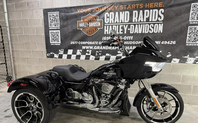 2026 Harley-Davidson® FLTRT - Road Glide® 3