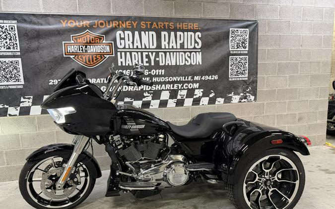 2026 Harley-Davidson® FLTRT - Road Glide® 3