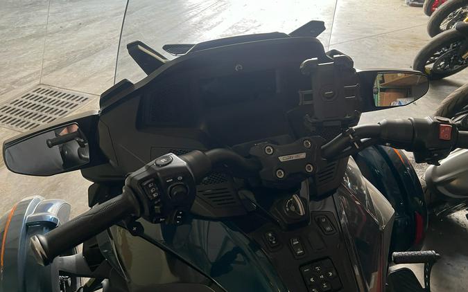 2021 Can-Am Spyder RT