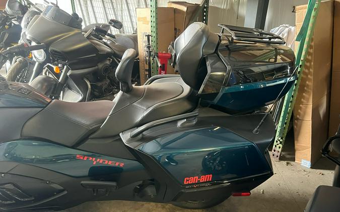 2021 Can-Am Spyder RT
