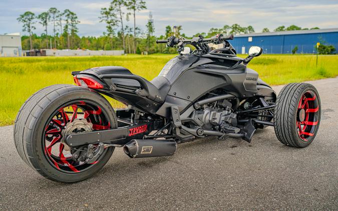 2015 Can-Am Spyder® F3 SE6