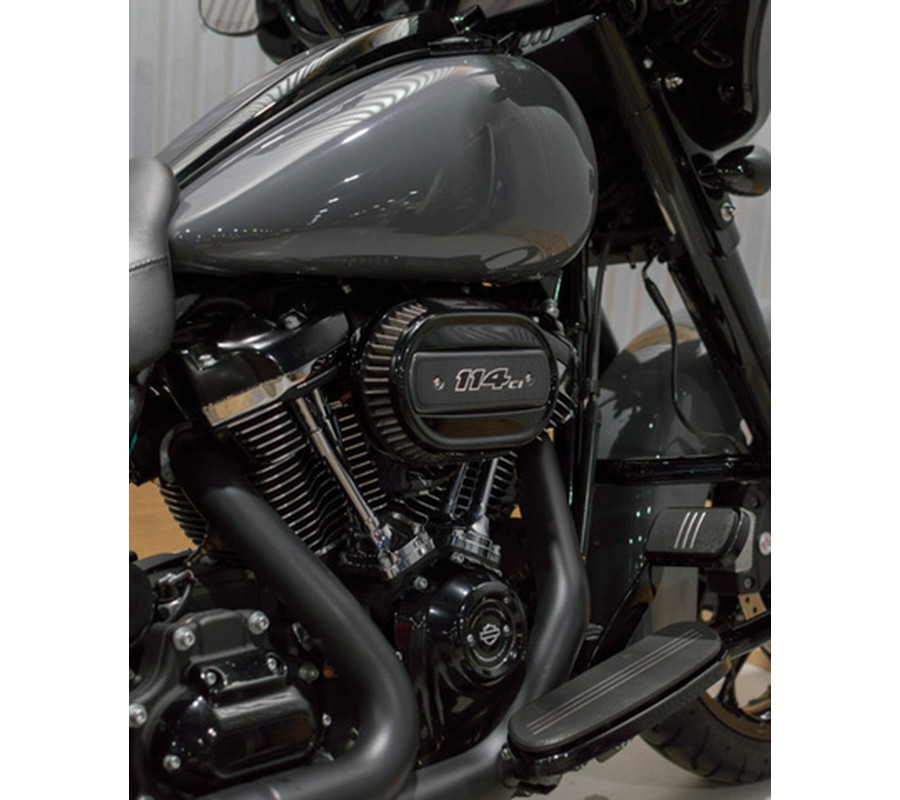 2022 Harley-Davidson FLHXS - Street Glide Special