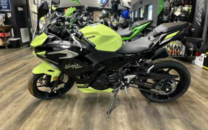 2026 Kawasaki Ninja® 500 ABS